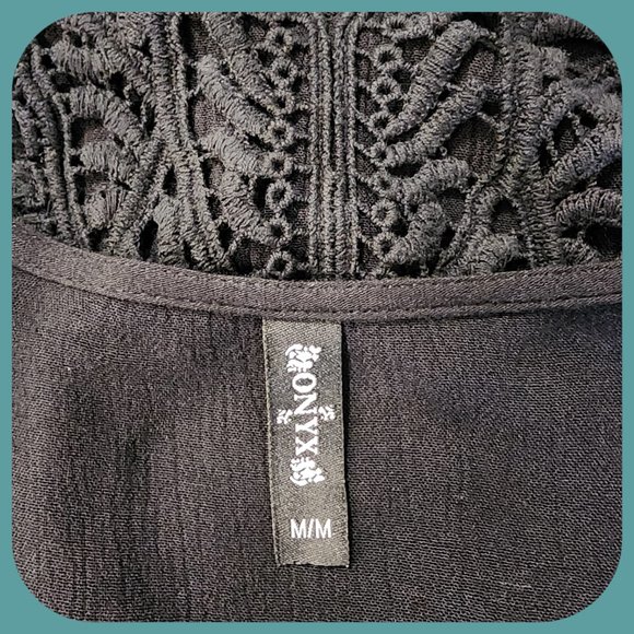 ONYX || Short Kaftan Sleeve Swim Coverup (SIZE M) - Picture 7 of 9